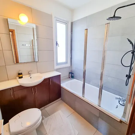 Poser With Private Pool And Bbq فيلة